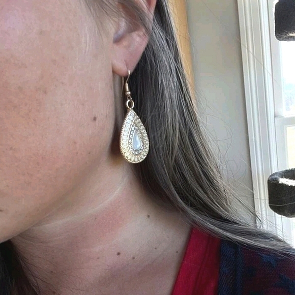 💖 2/$30 Boho Gold dangle teardrop christmas party Rhinestones earrings - Picture 11 of 16